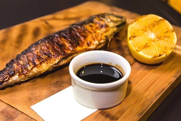 Pescado al horno con salsa de jengibre sacia el hambre y aumenta la potencia masculina